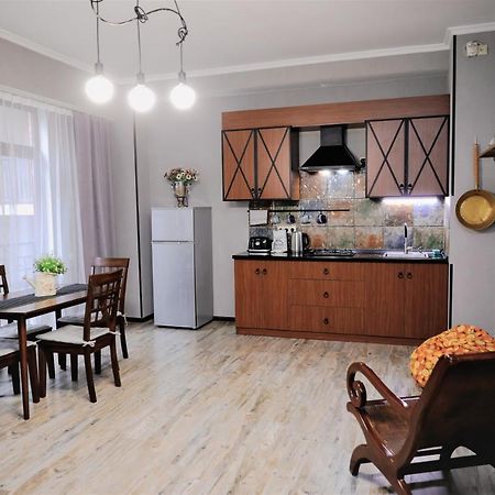 Avlabari Apartment - New One Tbilisi Eksteriør bilde