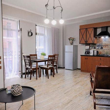 Avlabari Apartment - New One Tbilisi Eksteriør bilde