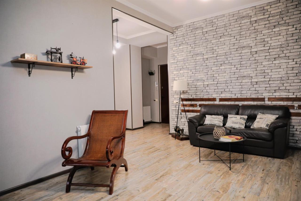 Avlabari Apartment - New One Tbilisi Eksteriør bilde